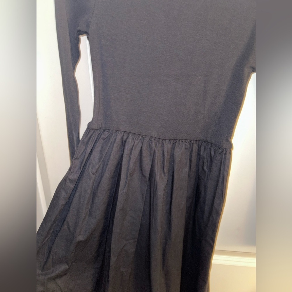 Zara long sleeve fit and flare black dress. Size small - Picture 2 of 3